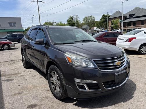 custom 2017 Chevrolet Traverse 1LT