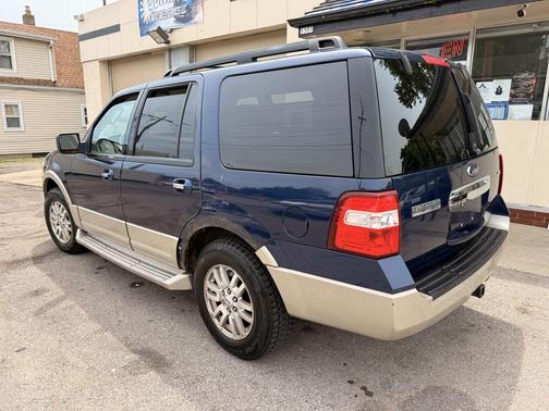 Dark Blue Pearl Clearcoat Metallic 2009 Ford Expedition Eddie Bauer