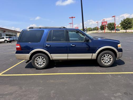 Dark Blue Pearl Clearcoat Metallic 2009 Ford Expedition Eddie Bauer