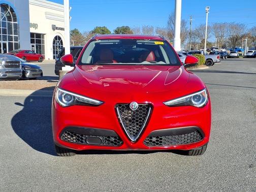 2019 Alfa Romeo Stelvio Base