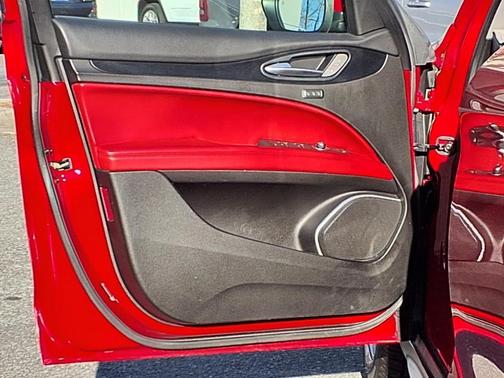 2019 Alfa Romeo Stelvio Base
