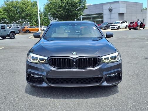 2018 BMW 540 i