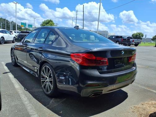 2018 BMW 540 i