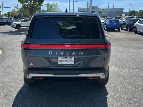 El Cap Granite 2022 Rivian R1S Launch Edition