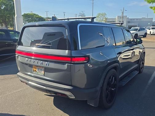 2022 Rivian R1S Launch Edition