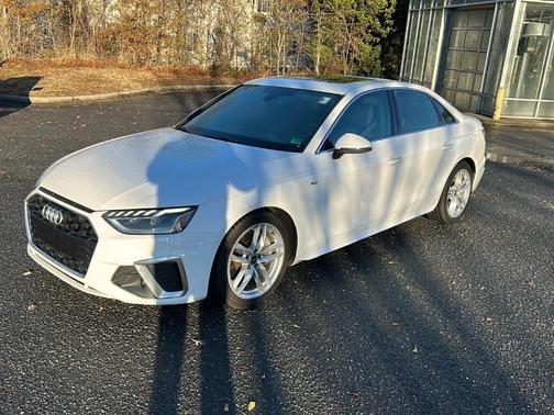 2023 Audi A4 45 S line Premium Plus