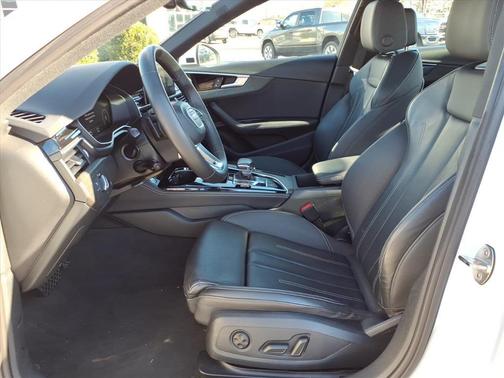 2023 Audi A4 45 S line Premium Plus
