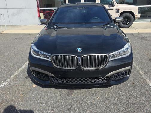 2019 BMW M760 i xDrive