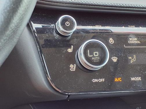 2022 INFINITI QX60 Luxe