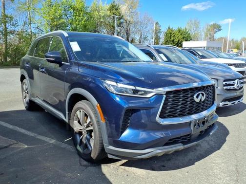 2022 INFINITI QX60 Luxe