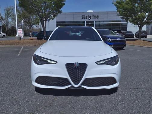 2023 Alfa Romeo Giulia Veloce
