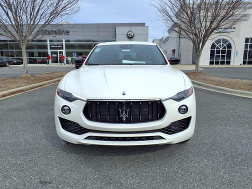 2024 Maserati Levante GT Ultima