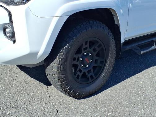Ice 2024 Toyota 4Runner TRD Off Road Premium
