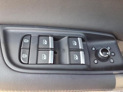 2024 Audi Q7 55 Premium Plus