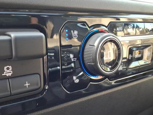 Cypress 2025 Chevrolet Silverado 1500 LTZ