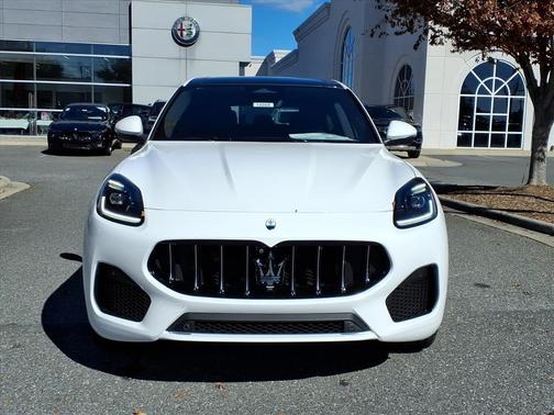 2025 Maserati Grecale Base