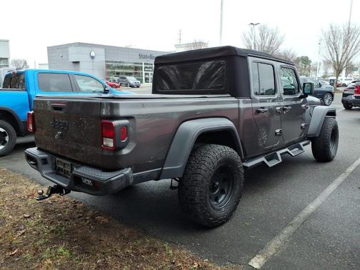 2020 Jeep Gladiator Sport