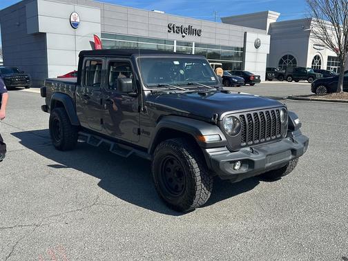 2020 Jeep Gladiator Sport