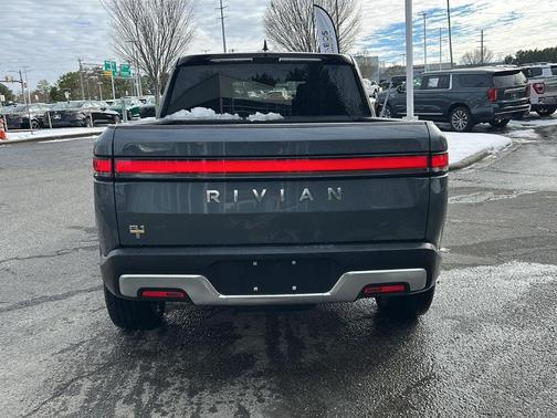 2023 Rivian R1T Adventure Quad Motor Large Pack