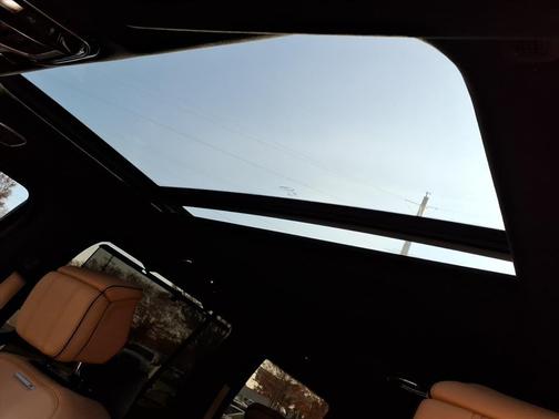 2022 Jeep Grand Wagoneer Series III