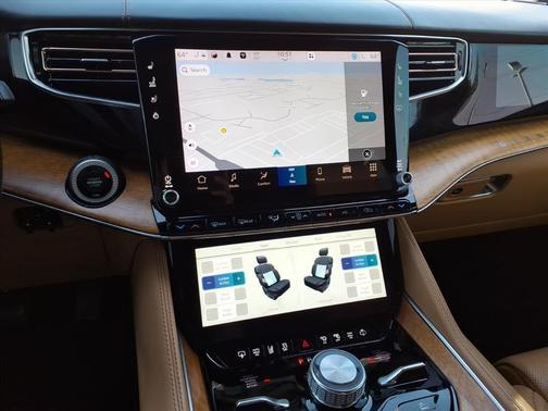 2022 Jeep Grand Wagoneer Series III