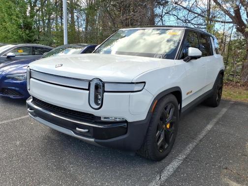 2024 Rivian R1S Adventure Quad Motor Large Pack