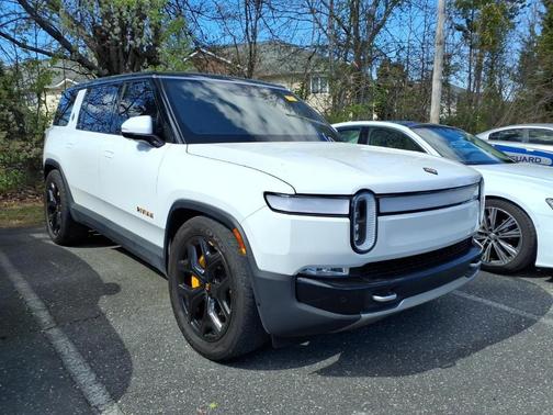 2024 Rivian R1S Adventure Quad Motor Large Pack