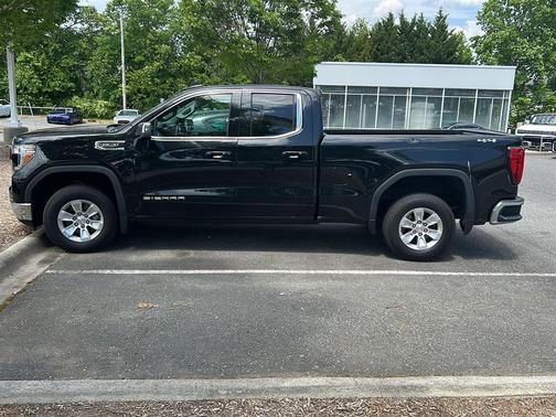 Onyx Black 2019 GMC Sierra 1500 SLE