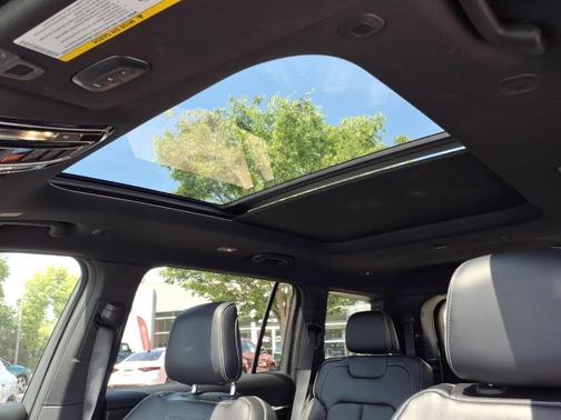 Bright White Clearcoat 2023 Jeep Grand Cherokee L Overland