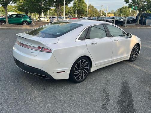 White Platinum Tri-Coat Metallic 2020 Lincoln MKZ Reserve
