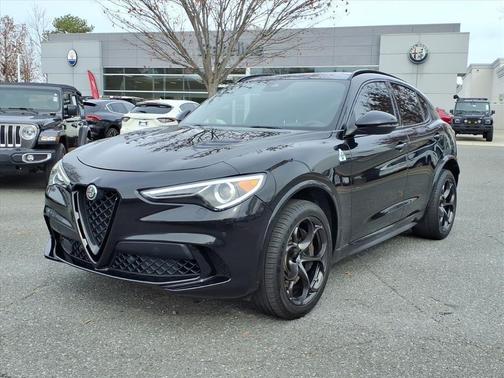 2022 Alfa Romeo Stelvio Quadrifoglio