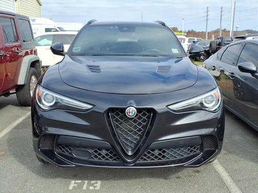 2022 Alfa Romeo Stelvio Quadrifoglio