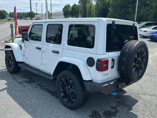 Bright White Clearcoat 2023 Jeep Wrangler 4xe Sahara