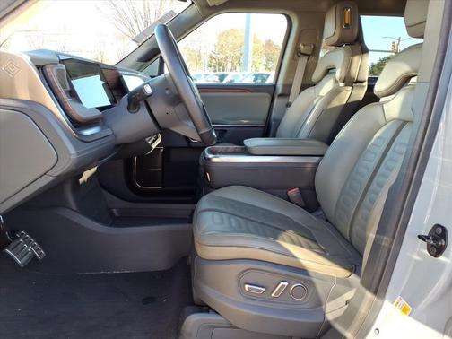 2023 Rivian R1T Adventure Quad Motor Large Pack