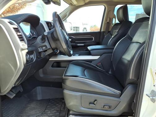 2019 RAM 2500 Laramie