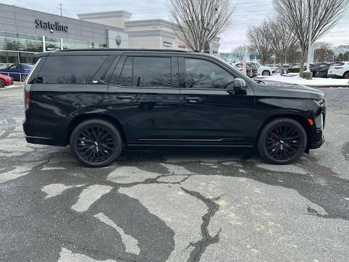 2021 Cadillac Escalade Sport