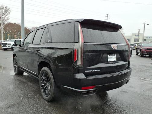 2021 Cadillac Escalade Sport