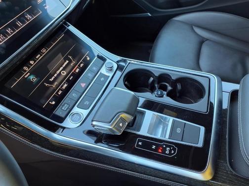 2025 Audi Q7 55 Premium