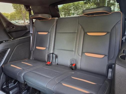 Cayenne Red Tintcoat 2022 GMC Yukon AT4