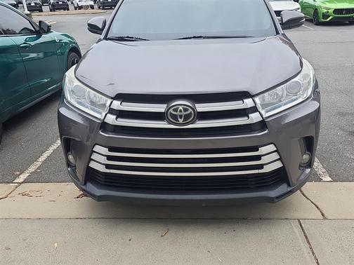 2019 Toyota Highlander LE Plus