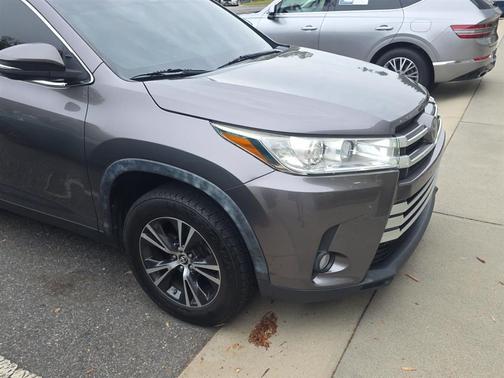 2019 Toyota Highlander LE Plus