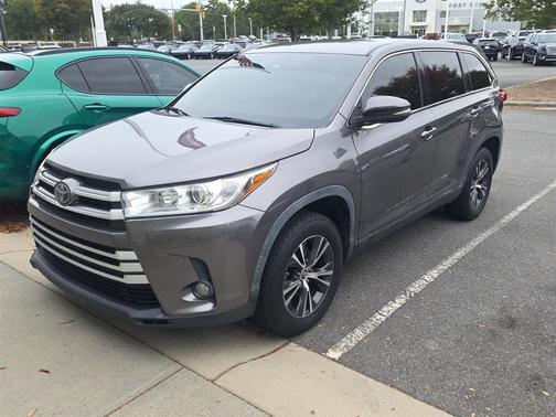 2019 Toyota Highlander LE Plus