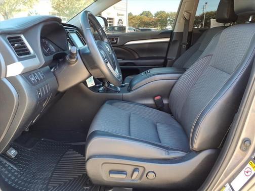2019 Toyota Highlander LE Plus