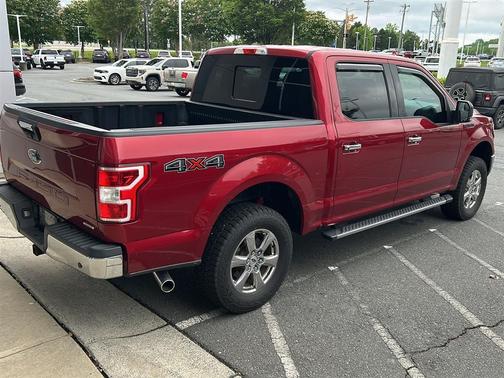 Ruby Red Metallic Tinted Clearcoat 2018 Ford F-150 XLT