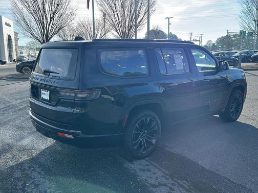 2023 Jeep Grand Wagoneer Series II