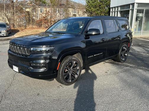 2023 Jeep Grand Wagoneer Series II