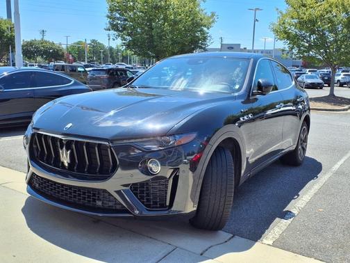 2023 Maserati Levante Modena