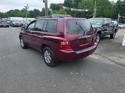 Burgundy 2006 Toyota Highlander Limited