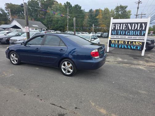Blue 2005 Toyota Camry LE