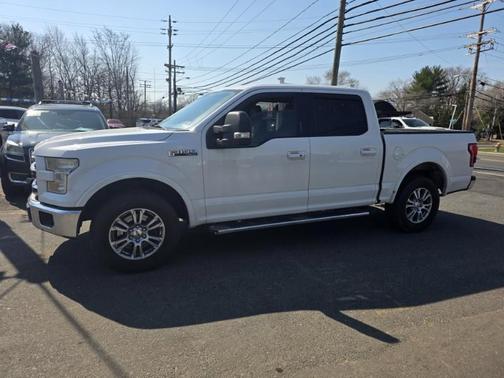 White 2016 Ford F-150 Lariat